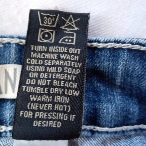 Zoco Faded Blue Denim Jeans Size 13 Junior Crystal Embellished Streetwear - Picture 9 of 9